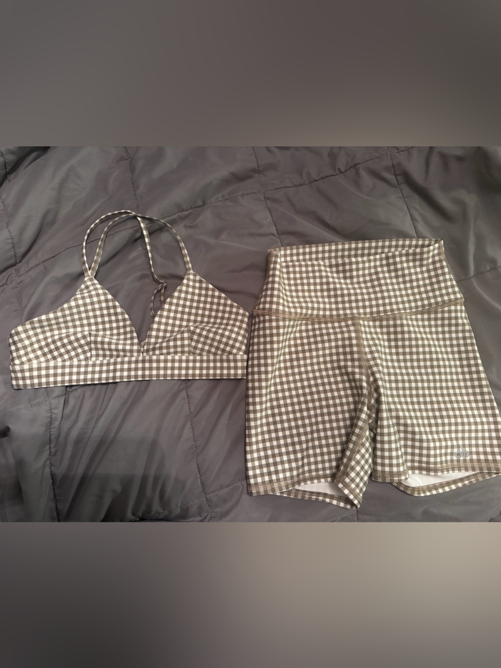 ALO Yoga SET Airlift Gingham Bralette & High-Rise Bike Shorts in Cream and Tan - Picture 3 of 10